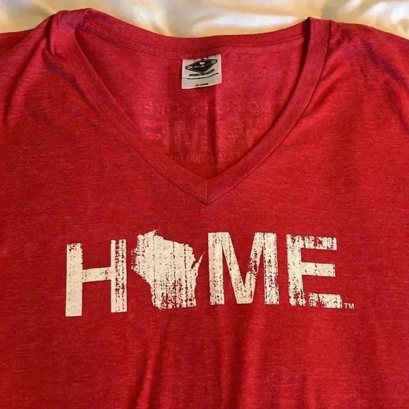 Wisconsin HOME shirt v neck size 2XL - Picture 2 of 4
